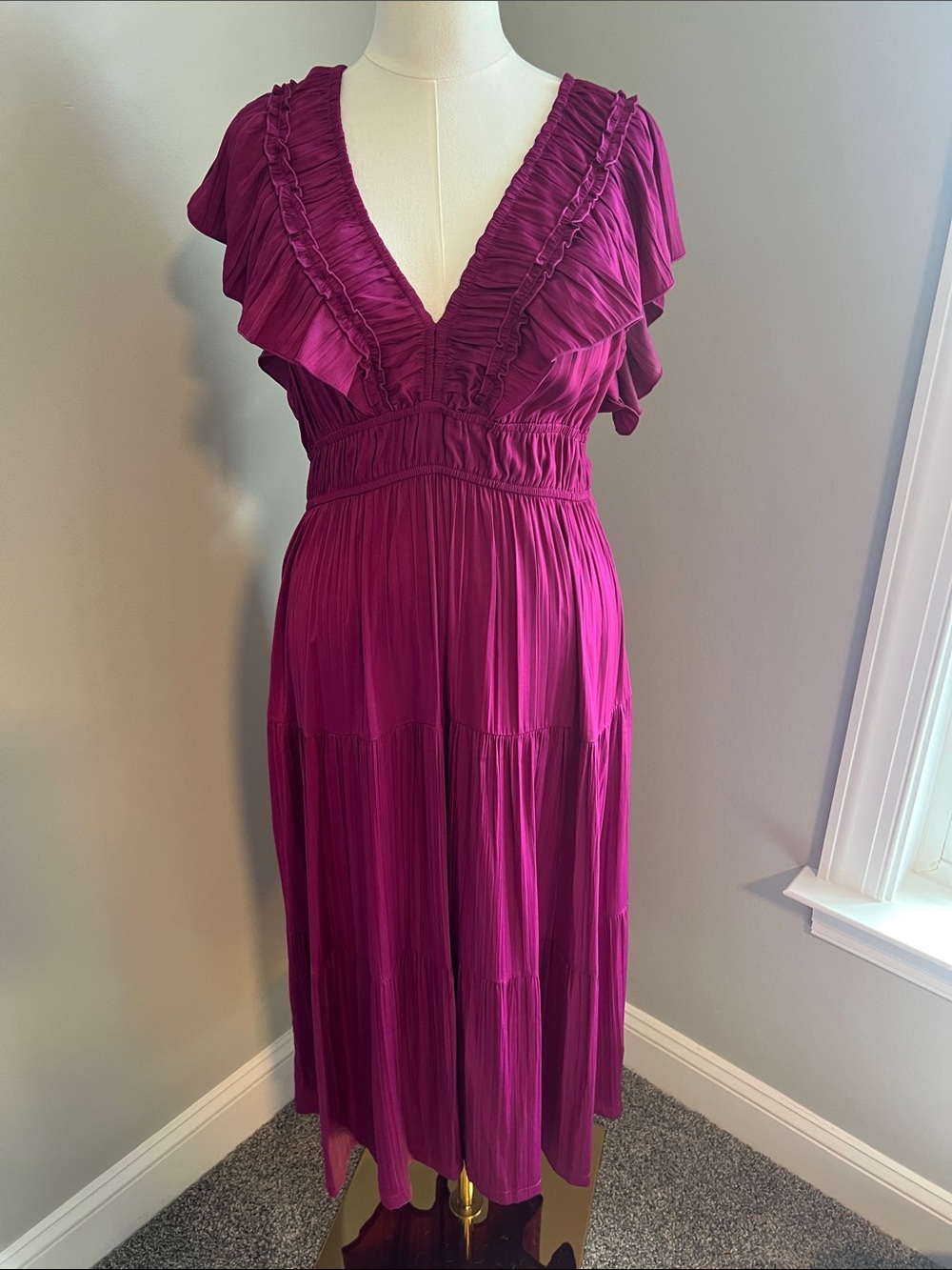 NWT Anthropologie Ruffled V‑Neck Midi Dress in Fuchsia